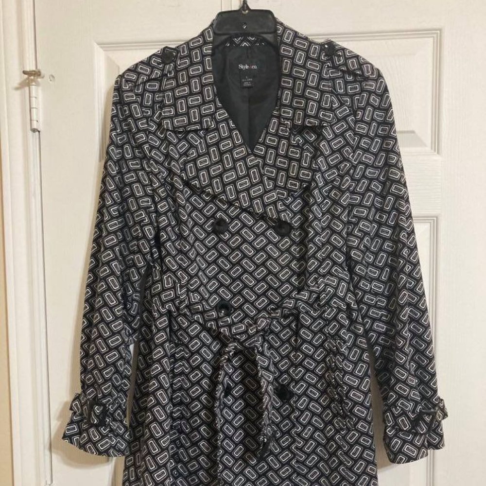 Stadium length Black/White Double Breasted Jacket
